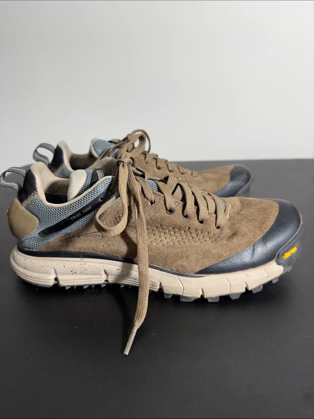 Danner mens 8 D trail 2650 gore-Tex brown stormy weather GTX 3” hiking shoes EUC